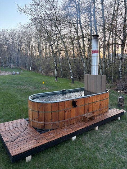 Wood-burning hot tub rental